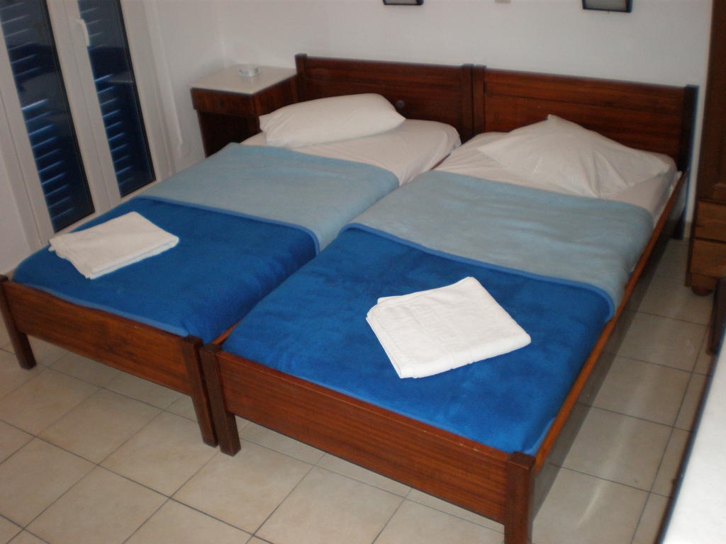 Chrysa Apartment Antiparos Room photo
